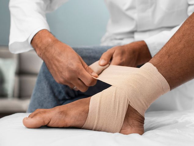 Pé diabético: o que é, sintomas e como tratar